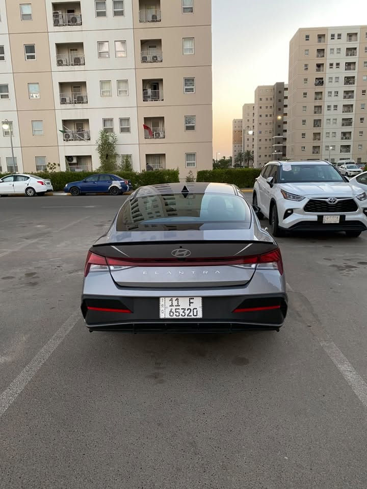 سلام عليكم الانتره موديل 2025 للبيع
حادثهه جاملغ وبنيد مبدلات اصليات  سياره كلهه بلادي حتى راديترات سيلمات فقط جاملغ وبنيد مبدلات حادثهه سطحي صور الحادث موجودات بلمنشور.
موصفات سياره بصمه تشغيل عن بعد رادارات 360
نقاط عميا وباقي مواصفات  هوايي بيهه    سياره موصفات sel sport
مكينه 2000cc
سياره باسمي البارحه رقمتهه دخول جديد صاله سبوعين 
اللون سلفر شمباني 
ايرباك دركه فقط وراجع سستم 
ماشيه 21 الف بعدهي ع ممشى امريكا 
للاستفسار الاتصال ***********
السعر 163 وبيهه مجال قليل
