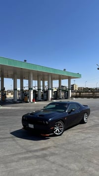 تشالنجر SXT • ٦ سلندر • رقم بغداد