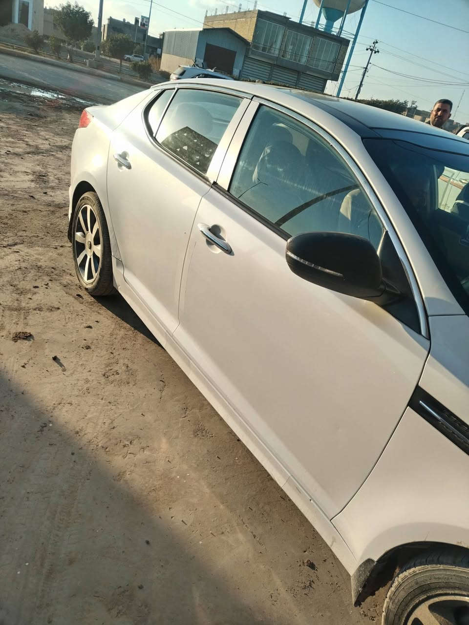 أوبتيما 2013 خليجي محرك 2400 فول مواصفات كفاله عامه عدى شويه رشة صبغ خشم البنيد أقل من شبر والسياره جديده وأحلى من الصوره وترايك وين ماتريد مكاني بابل ناحية الطليعه والسعر ١٤٤ والشراي يتصل ***********
