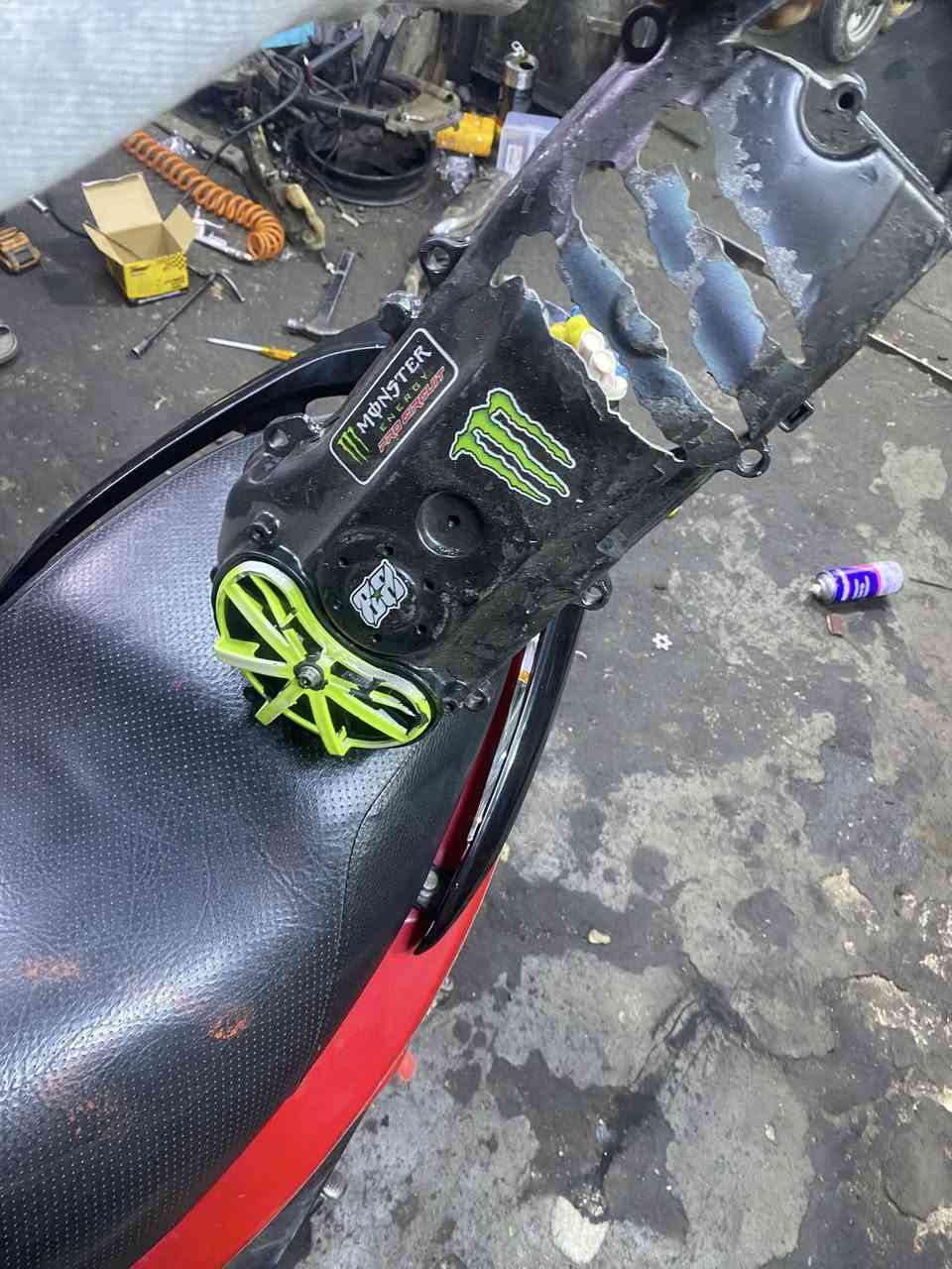 للبيع مكاني اكاضميه يرهم فحل لد نثيه
***********
