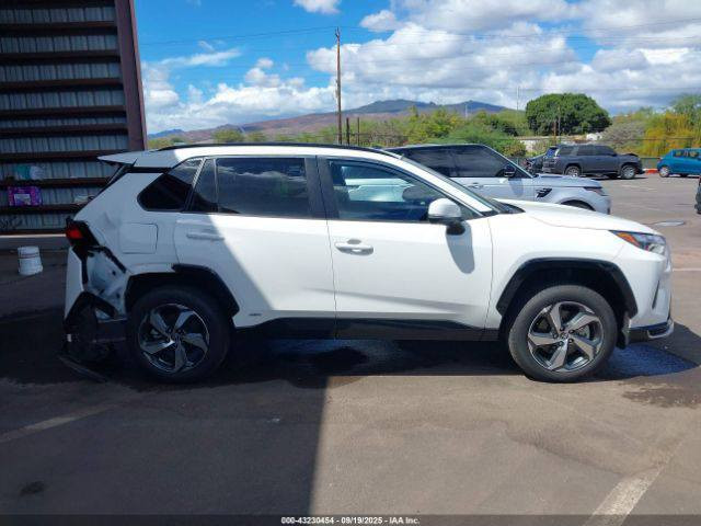 2025 TOYOTA RAV4 PLUG-IN HYBRID SE
اللون/أبيض 
/عداد المسافة 4,512 mi
المحرك 2.5L I-4 DII, 
القيادة :تعمل وتسير
 المفتاح  :  موجود 
الحادث : كما موضح في الصور
تاريخ المزاد :  6/1/2025لساعة 4:30م
شراء و شحن السيارات من كافة المزادات الامريكية و الكندية الى العراق و الاردن و الامارات بأنسب الاسعار و اسرع الاوقات  كما توفر لكم الشركة في مقرها بالاردن صيانة السيارات باسعار مناسبة  ثم شحنها وتخليصها  الى كافة المحافظات االعراقية وكردستان  ومع ضمان لكم سرعة الانجاز بالطرق  القانونية وبناقلات عراقية كما توفر لكم الشركة خدمة بيع سياراتكم في معرضها الكاىن بالزرقاء بالمنطقة الحرة لمن يرغب  بدلك لمزيد من المعلومات يرجى زيارة مكتبنا الكائن في بغداد -صليخ_شارع ل٦٠٠/شارع التفاحه / (مكتب الرحمن )  او الاتصال على الرقم 
 ***********
ومقرنا بالاردن -المنطقة الزرقاء المنطقة الحره/شارع ١٧ (شركة قمر المدينه)
عمان: 009647708710458

#سيارات #عراقيين #مزادات #مزاد #هايبرد
