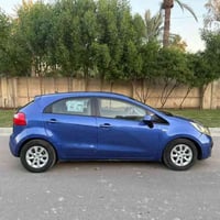 كيا ريو ٢٠١٢ سعر ٧٨ ورقه قفل قفل محرك ١٦٠٠ بيها قطعتين صبغ جاملغ وبنيد...