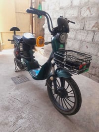مطور شحن • مطور كهربائي • دراجة كهربائية • بطارية • للبيع • موصل • حي ...