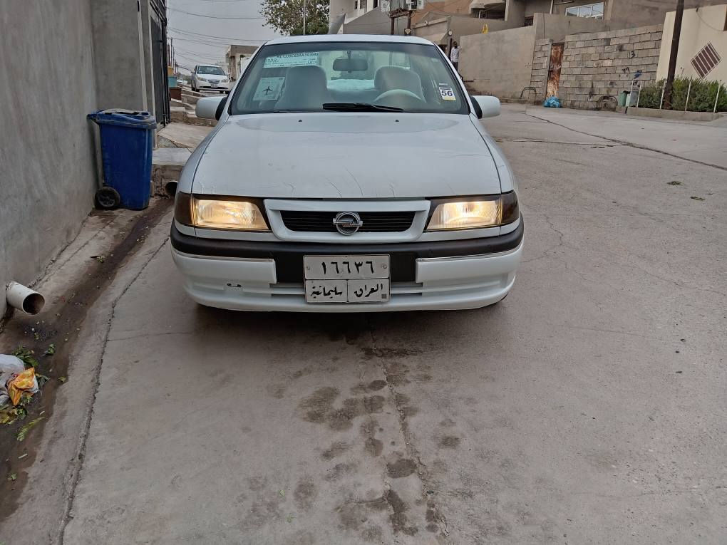 اوبل فكترا حجم 20 موديل 1٩٩٠ محدث ١٩٩٣ سيارة كولش نضيف كيرومكينة اوروبي شرط تحويل سيارة صبخ بلاد بس جاملغ امامي صبغ قفل مركزي ايبيس سلايت تايرات جديد كهربائيه ومجموجة صدر جديد ***********    *********** مكاني كركوك كركوك, العراق
