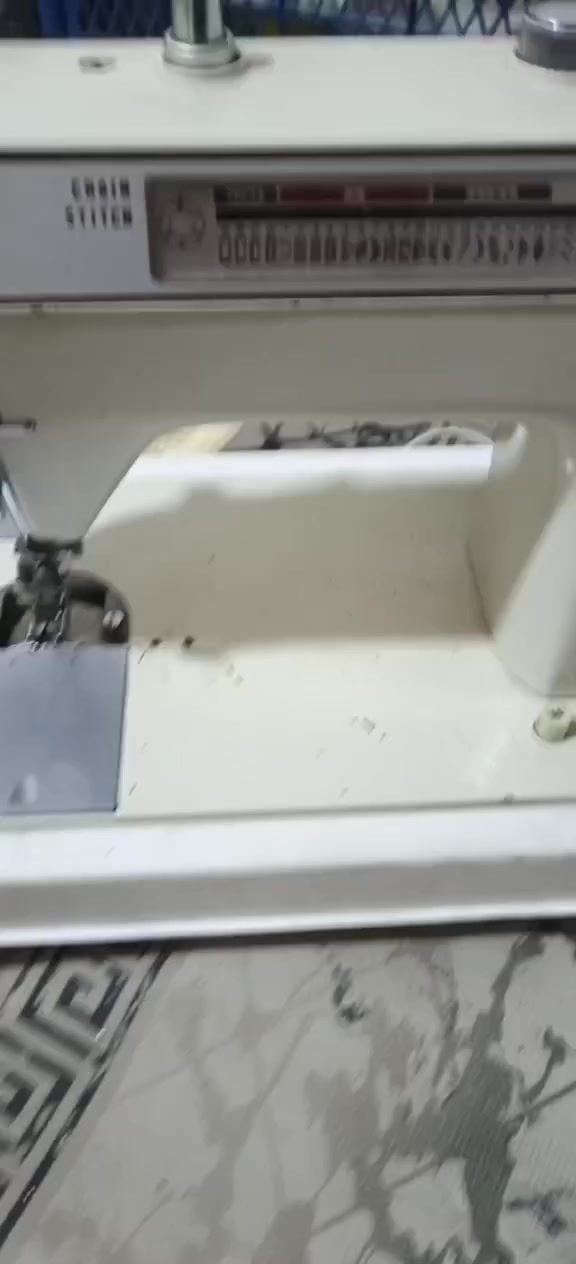 للبيع العنوان النجف مال متوازي ب ١٠٠ لي مو شراي لا يدخل ***********
