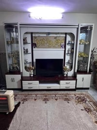معرض • معرض للبيع • كابينة عرض • خزانة عرض • ديكور منزلي • أثاث عرض • ...
