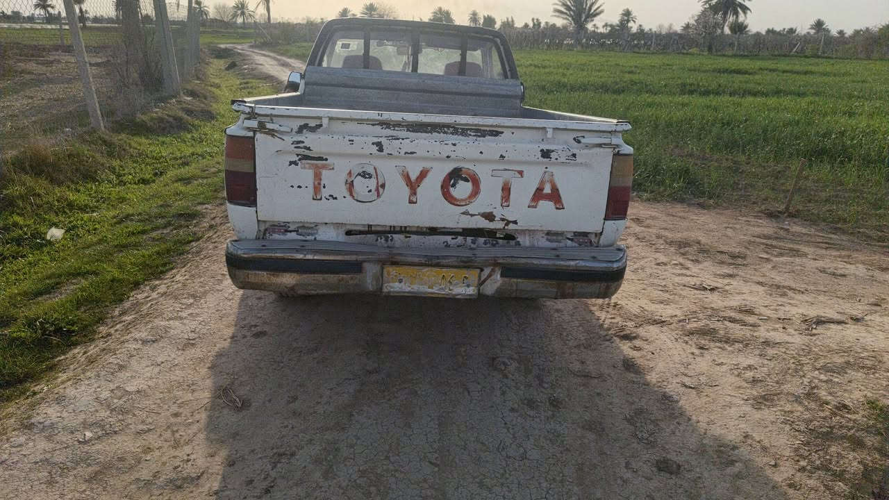 للبيع موديل ٨٩ كير ومحرك مكفولات ابيع بدون رقم السعر 30$ وبيها مجال *********** العنوان سامراء ناحية المعتصم الطريشه
