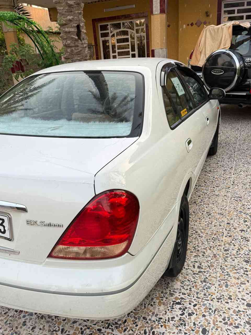 السلام عليكم 
نيسان سني ياباني موديل ٢٠٠٩
محرك اسود 
لون ابيض صدفي 
تبريد تدفئة ١٠٠٪؜ 
كهربائيات تحكم كلها ١٠٠٪؜
رقم سليمانية باسمي السيارة 
السيارة نظيفة ومكفولة بالعافية على الياخذها 
عنواني بغداد العبايجي 
رقم للتواصل ***********
