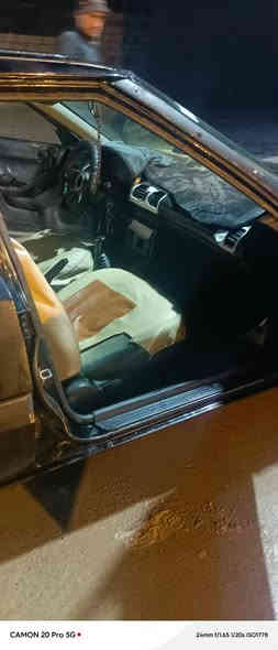 مازدا 323 كيرو مكينه شرط
طخم جديد تيرات جديده 
رقم الماني سنويه جديده 
السياره دخل نضيف 
بس نقصها خرج يردلو شويه ترتيب 
السياره حلوه 

*********** السعر 27 بيها مجال حك الجيه
