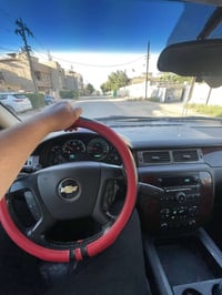 تاهو مديل 2012 Lt  ادوات ادوات مكفوله من الكص والسرقه بيها فقط البنيد ...