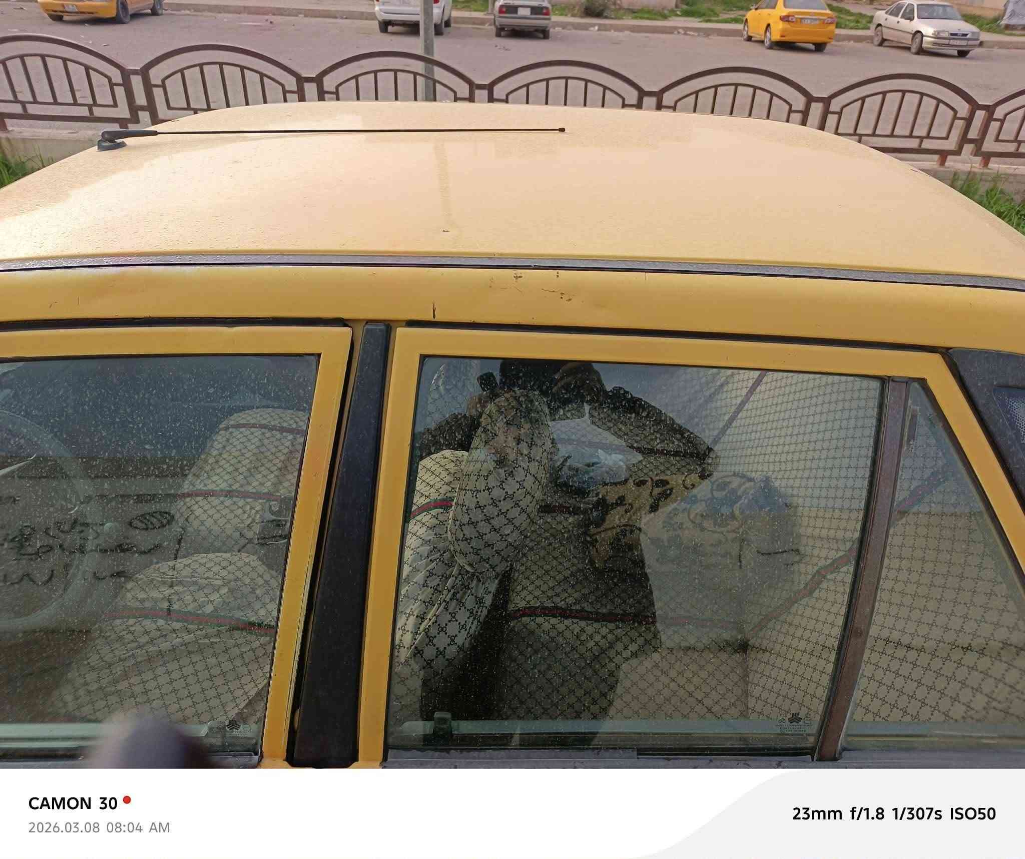 سياره سايبه تكسي  موديل 2009 رقم بغداد للبيع شرط تحويل مابيها اي صبغ بس عيب صغير مضروب من وره شبر اول وكيل شرط تحويل اطارات جديده ومكينه فول والكير بالشرط والكهربائيات كلها شغاله ووياها بطاقة بانزيز ن موقع كركوك السعر 18$وبيها مجال 
الاتصال بالرقم،***********
