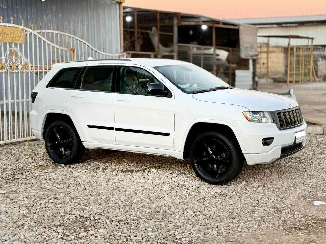 للبيع او مراوس حسب القناعة
جيب لاريدو موديل 2013 رقم بغداد الماني مشروع وطني تحويل مباشر سياره نضيفه جداً داخلة كلين وهنا صار بيها كلير ٣ قطع فقط بدون تبديل او تصليح او دواخل شواصي لغود إرباكات كله كفالة محرك كير صدر تخم تاير كله مكفول سياره بالواقع احلى من الصور بهواي نضيفه كلش محرك 3600 مواصفات عادية السعر 155$ بيه مجال بسيط كلش للشراي مكاني بابل ناحية الشوملي 
للاستفسار : ***********
