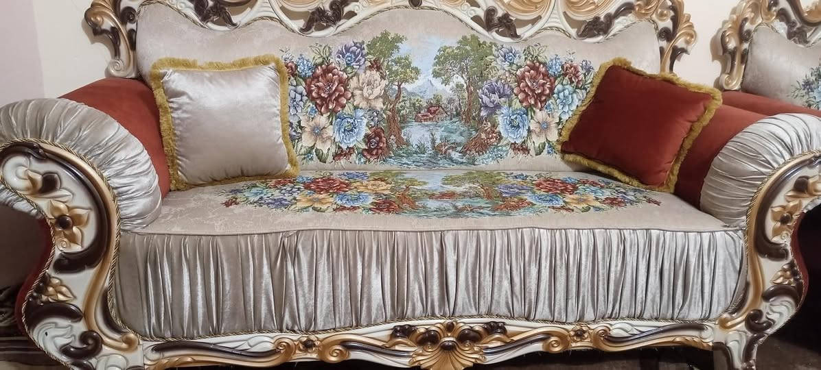 السلام عليكم للبيع تخم  مستعمل نضيف الله شاهد  الاستفسار اتصل على الرقم***********
