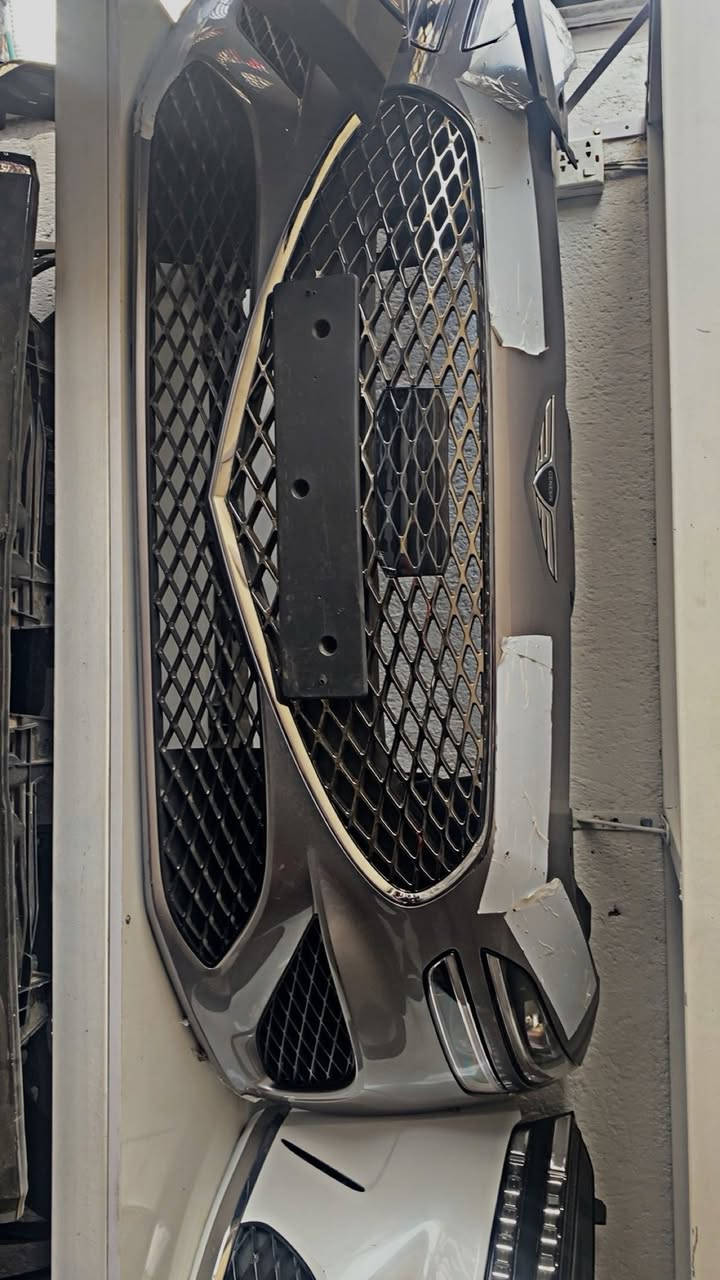 سلام عليكم شباب شتريد جينيسيسGV70G70
***********
