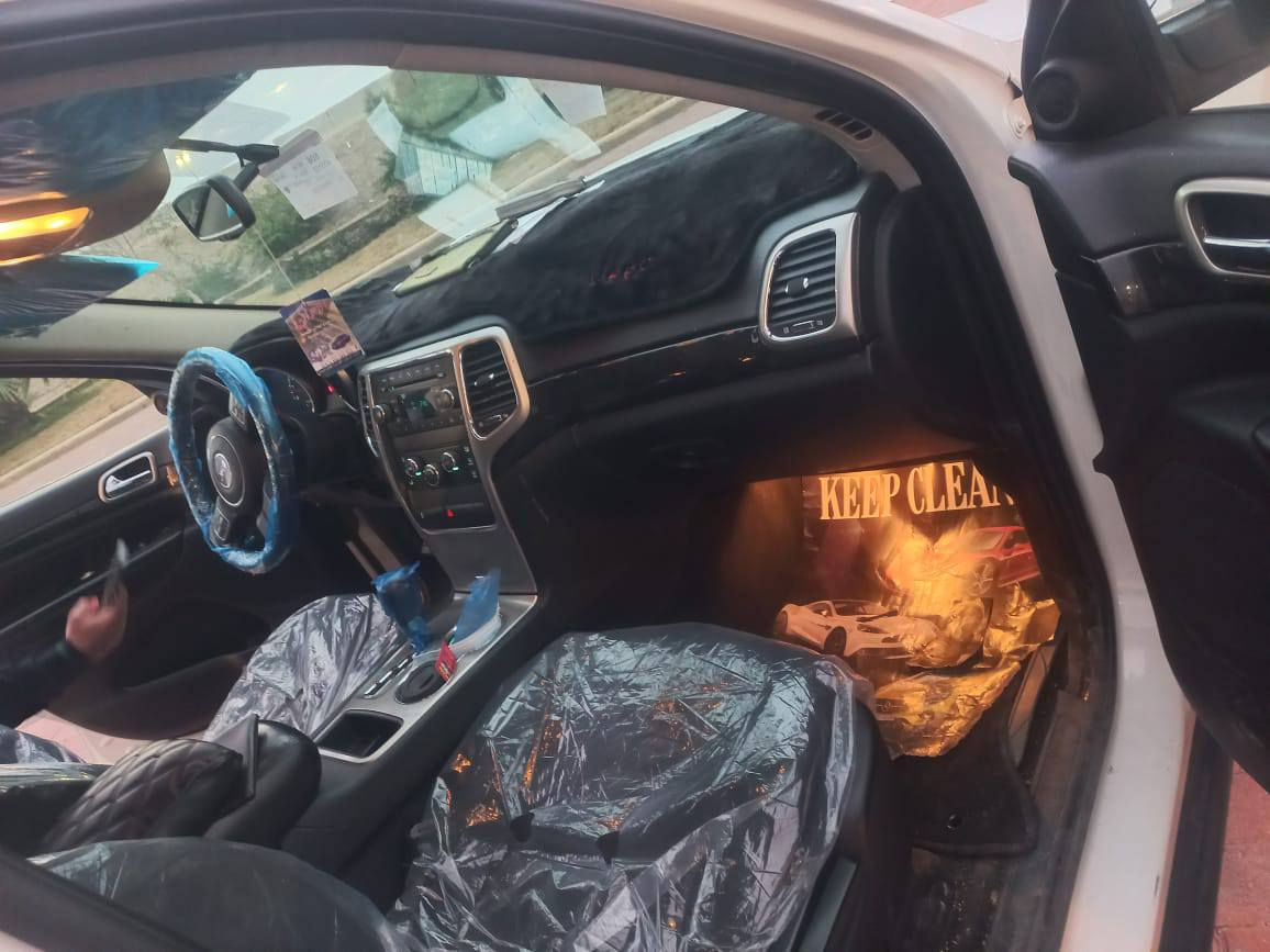 للبيع جيب 2011
سياره مال جناي فول عده الفتحه

بسمي تحويل أو وكاله

ماشيه 113

سياره كفاله ماعده دعاميه الخلفيه 

ع وضع شركه

بس الجناي يتصل 

مكان سياره لانبار 
***********
