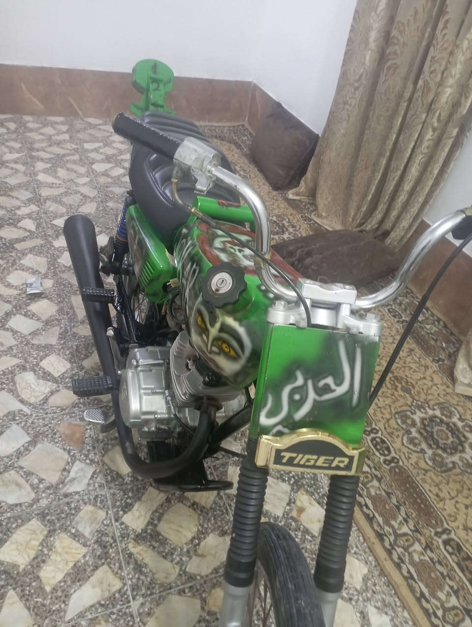 اربع كير سكنر شلعه فوول ونعومه  مو شراي لا يرسل لا يخابر سعر 525مكانه نجف حي ميسان ***********
