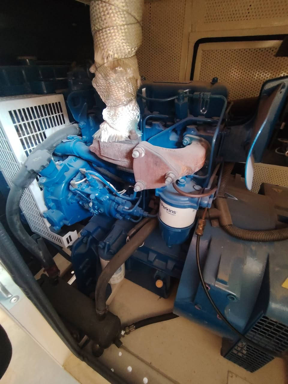 بيركنز ٣سلندر سيت ابلادي افجي اولسن نضام حماية كامل تشغيل أو إطفاء ذاتي مكينة أوربية غير مشتغل بالعراق عداد العمل ٧٥٠ ساعة فقط
30KVA
كاتم زيرو انتاج عراقي نسبة الكتم 80 ٪
زورنا في موقعنا ديالى بعقوبة الصناعة الثانية مقابيل نهاية حي المعلمين
للاستفسار الاتصال على الأرقام التالية
***********
***********
من الله التوفيق
