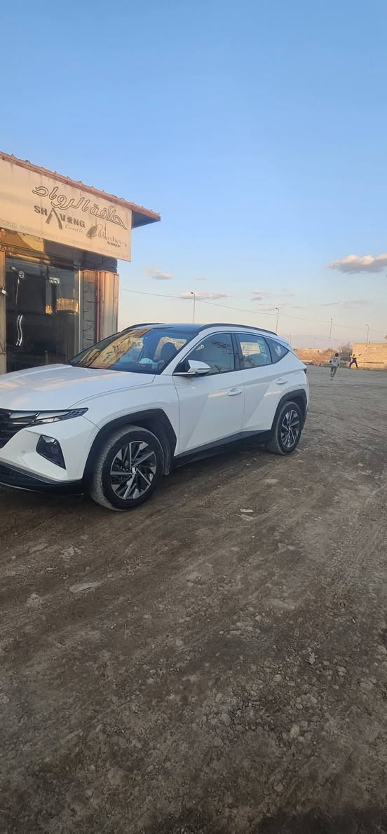 توسان 2024 خليجي فول مكفوله  ماشيه 19 الف بغداد  السعر 238  \ ***********
