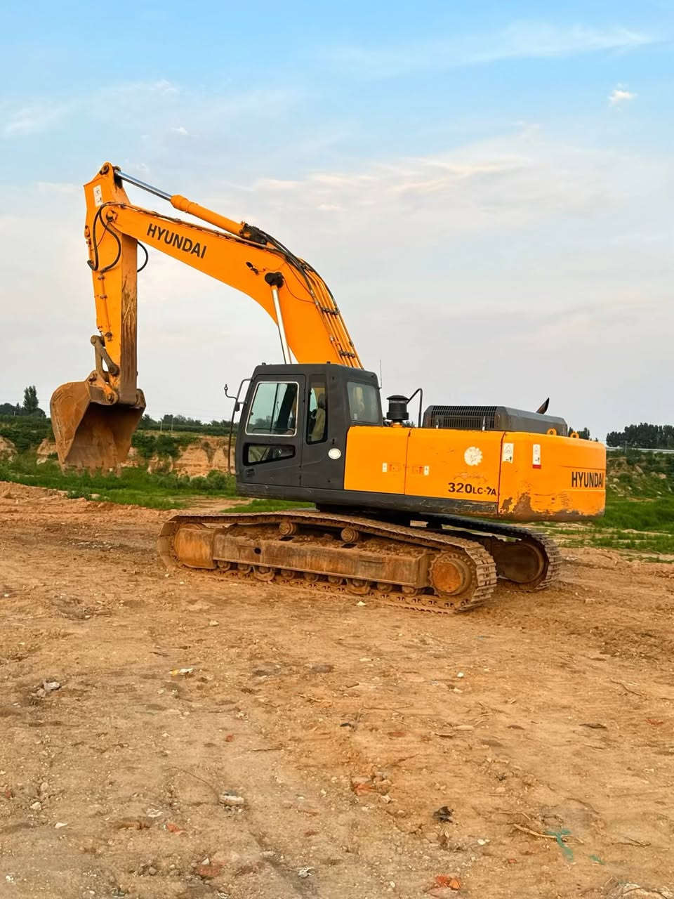 Korean imported Hyundai 320LC-7A, contact me if you're interested


**إذا كنت صاحب هذا الإعلان وتريد حذفه لأي سبب، رجاءا أرسل رسالة إلى الدعم الفني**