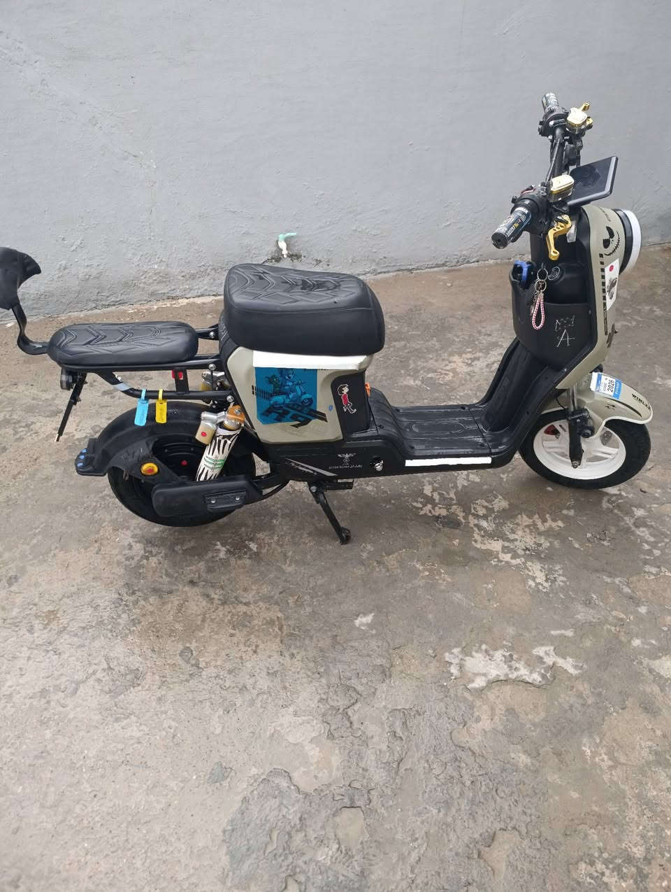 السلام عليكم للبيع R9 فول نضافه جديد صار شهرين أخذته سعر 500 وبي مجال شراي يتصل على رقم *********** عنوان ديالى بلدروز
