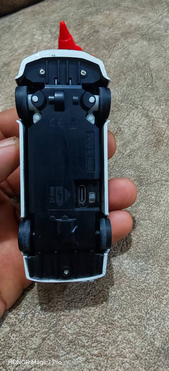 السلام عليكم ، سياره درفت احترافيه دفع رباعي شحن تايب سي ، السعر 45 وبيها مجال


**إذا كنت صاحب هذا الإعلان وتريد حذفه لأي سبب، رجاءا أرسل رسالة إلى الدعم الفني**