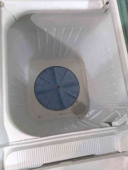 غسالة ريان 15 كيلو و غسالة هيتاشي 10 كيلو
السلام عليكم 
غسالة هيتاشي 10 كيلو دبل حوض غسل و تنشيف
بحالة جيدة جداً و نظيفة 

غسالة ريان 15 كيلو حوض واحد غسل و تنشيف 
بحالة جيدة جداً

القطعة على 125 الف

بغداد الشعب قرب شارع عدن
***********
