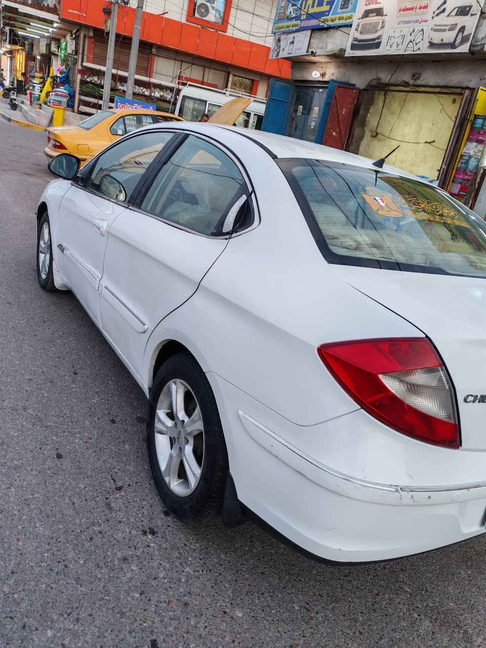 السلام عليكم شيري a3كفاله عامه فول مواصفات تحكم ستيرن فتحه سقف تبريد ثلج تخم تاير حداده جديده مكينه وكير جدد كير اوتو بلاد سياره جديده ومتعوب عليها بلقران جاهزه من كلشي سعره 43 ورقه مكاني بصره القببله بيها تلكيط خياس فقط ***********
