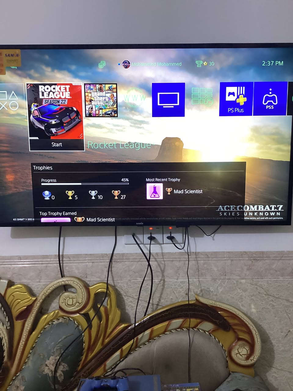 بلي 4
فول مواصفات مساحته 1 تيرا ويا يدتين ويجي ويا اربع العاب 
جي تي اي 5 و watch dogs و Call of duty  و روكيت ليق
مفتوح لغرض التنظيف رايده ب300 الف وبي مجال للشراي مكاني واسط
قضاء الصويرة حي الاسرى للاتصال ***********
