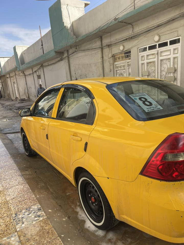 سلام عليكم سياره افيو مديل 2009 كوري
كرير ومحرك صالي 5تيام  من  شديت جدي مال كصه 
طخم جديد ستيرن +بور كلو جديد كلو جديد وشغال السياره 
ما نقصها بلغي سيتم سمعات شاشا طخم تاير  السياره ما بيها ضره شي خفيف  بل صندوك ما وصل حوض شغلو وطلع على الشارع السياره سعرها 60 وبيها مجال لطيبين السفسار اكثر (***********) رقمها بابل المكان موصل المشراي لا يكسر بحلال الناس وشكرا للجميع ❤️
