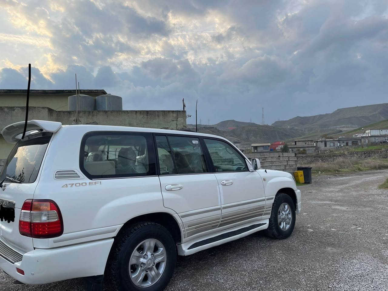 مونيكا  2007  GXR   
  دةرجة يةكي سپي سةدةفي
 فول فول مواسةفات   
دوو سويج بيلاد حةريق ژئر پئ 
   ئاوئنة گراج   
بةخاخي  لايت 
سلايت  تؤماتيك
 گوشين كارةبا  
 جام كارةبا جام ئؤتؤ  
سةلاجة تةبريد مةرةكزي  شاشة تةلةبزؤن  
  پئش و پشت كاميرة و حةساس 
زؤر مواسةفاتري تر   
148 هةزار رؤويشتوة   
  گئر و مةكينةي بةشةرت نةكرايتةوة
تاو ويلي تازةية    
رةقةم و  سةنةوي نوئية فةحس و هةزةي نوئية بة ناو خومة
 بئ دةحم و لىدراو بة شةرت
زمارةي خاوةني  
سةحر 183         
   ***********
   *********** أربيل, العراق
