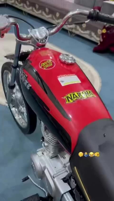 سلام عليكم دراجه للبيع شاصي نامه 2022 اوراق اصولي ما متواجد خاص شراي اتصل.    ‭0784 148 7889‬
