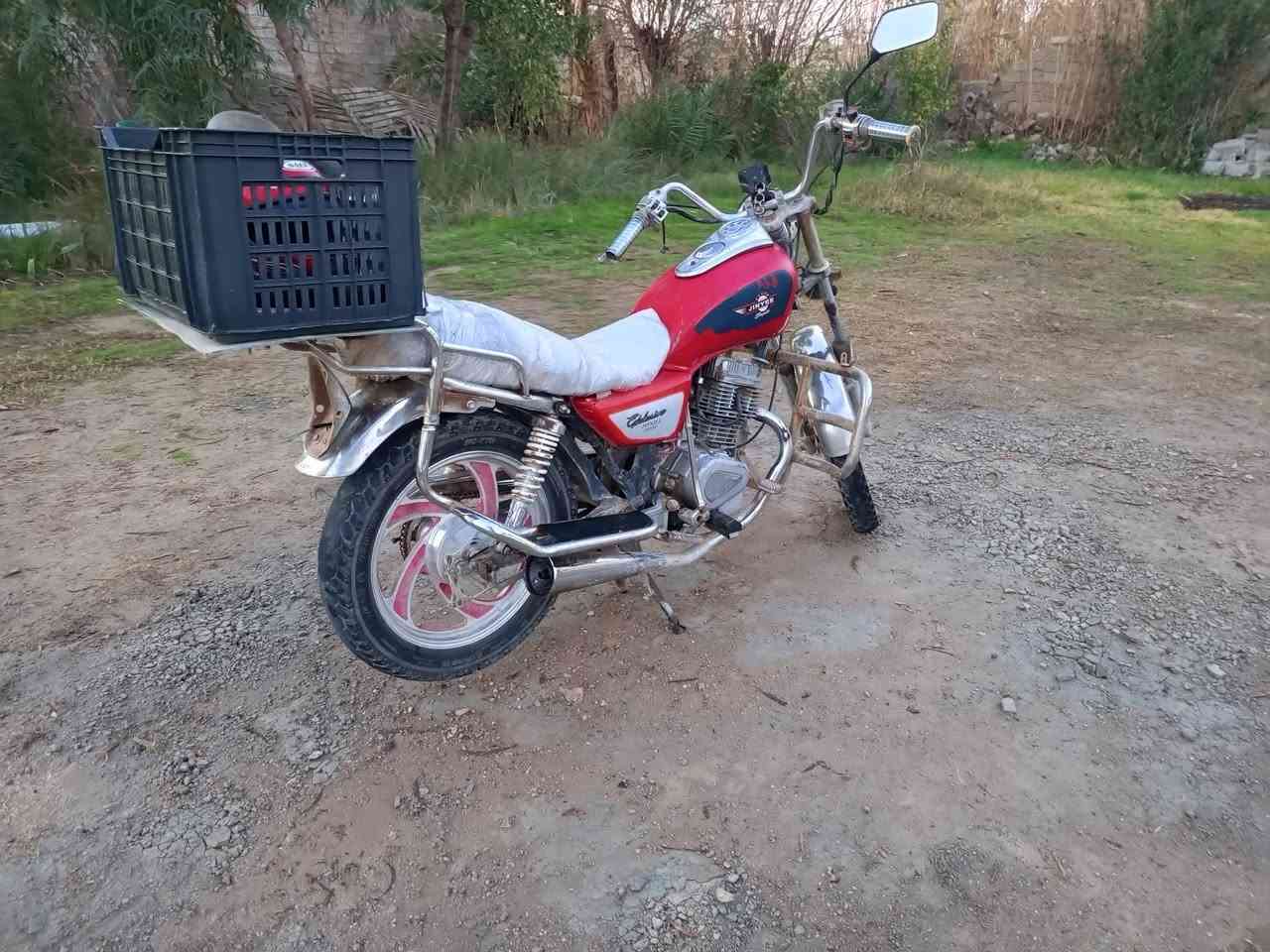 دراجه جني دبل بللك شغاله نكره سلف حلوه مابيهه اي نقص مكينه بيهه دخاانه قليله بدون اوراق عنوان بعقوبه *********** سعر 225
