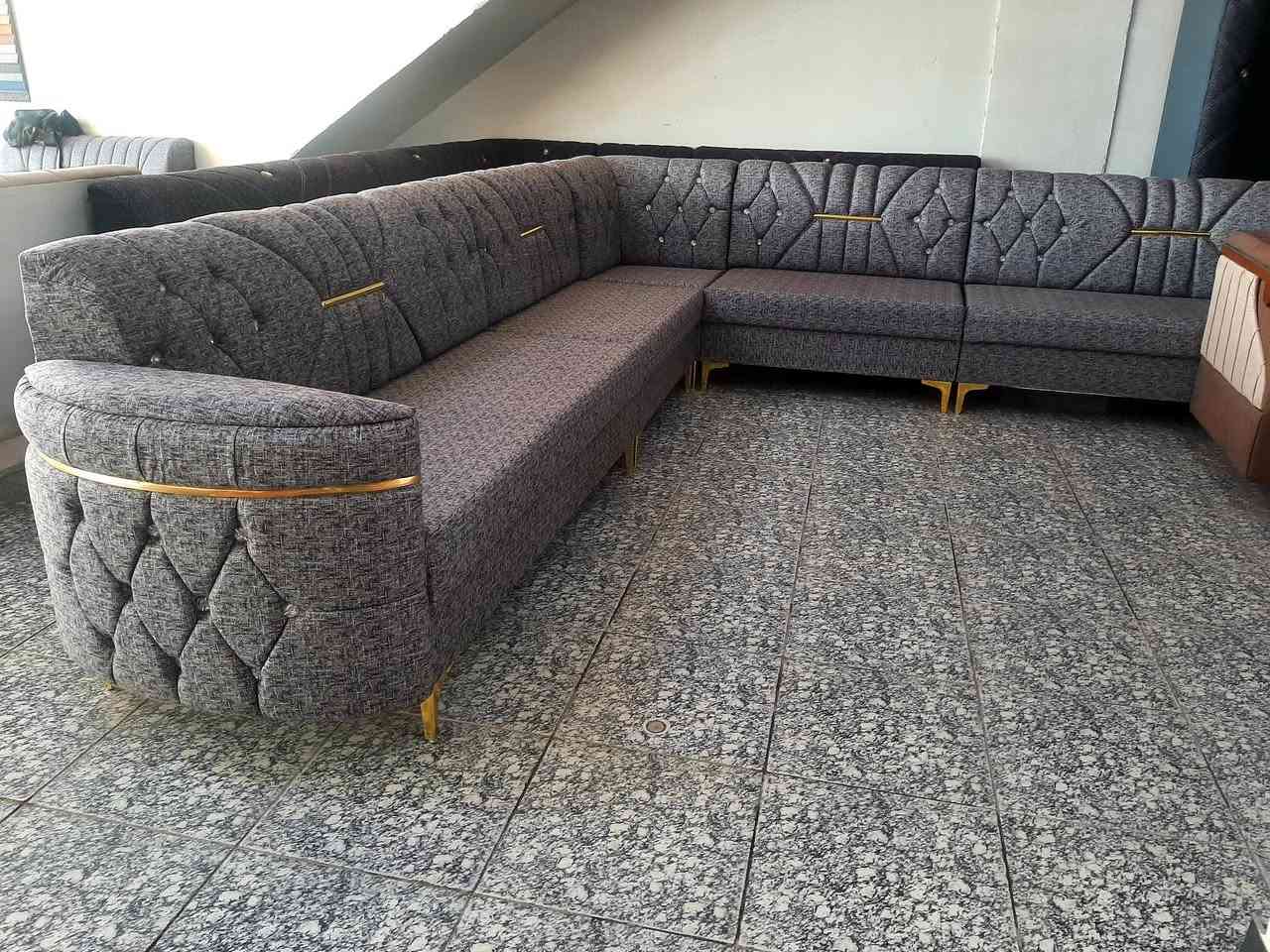 #تخم #ديوان تسكام درجة اولى خشب چام روسي مقعد بلاويد اسود رجل حديد سفنج مميز اول 
 اسعار من 325 و 350 عنوان #كربلاء حي العامل شارع المستوصف #معرض #بيروت استفسار خاص او وتساب 
***********
