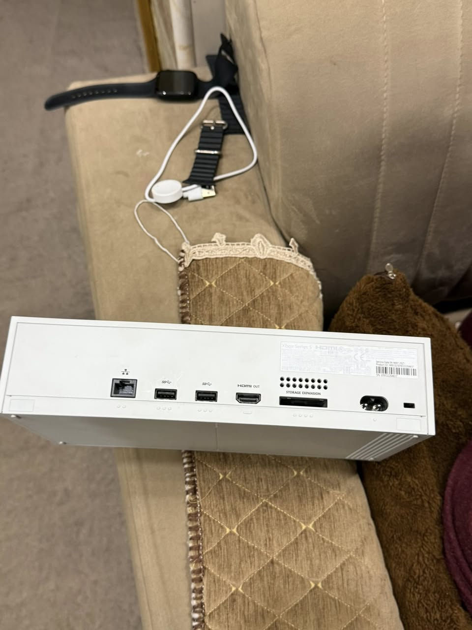 للبيع Xbox Series S بحالة ممتازة جداً
للبيع جهاز Xbox Series S نظيف جداً واستعمال خفيف، ما داخل تصليح نهائياً ويشتغل بدون أي مشكلة.
الموجود ويا الجهاز: 

•يد اصلية مال xbox series
• يد ثانية أصلية مال Xbox One
• الباكيت الأصلي
• كل الملحقات كاملة
الجهاز نظيف كلش
السعر: 450 ألف دينار وقابل للتفاوض
مكاني:-ميسان / العمارة
رقمي:-***********
