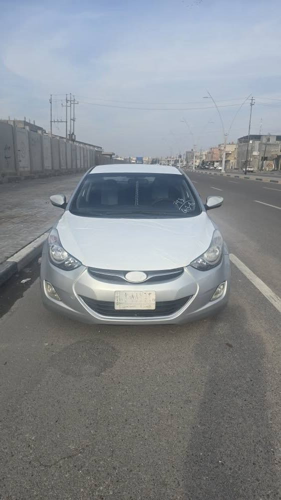 هونداي الانترا افانتي كوري موديل 2012 بصره تحويل مباشر محرك 1600 جاهزه محرك كير حداده تبريد تدفأه طخم تاير منظومه زنون متكامله حساسات خلفيه كامره شاشه تاب دسك خلفي السياره مكفوله من الضربه والحادث اما الكوري ماينكفل من الصبغ الكل يعرف العنوان البصره السعر ٨٧ مجال قليل بدون مراوس ابيع فقط *********** البصرة, العراق
