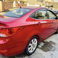 اكسنت للبيع الموديل 2014 خليجي مكفوله من الحادث  (حداديه جديده/مشط ستي...