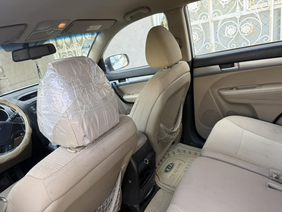 السلام عليكم سورنتو 14خليجي 6 سبعه راكب 3قطع تبريد كفاله عامه رقم أربيل جديد بسمي السعر 190وبيه مجال للبيع أو مراوس حسب القناعه الاستفسار الاتصال ***********مكان السياره ديوانيه
