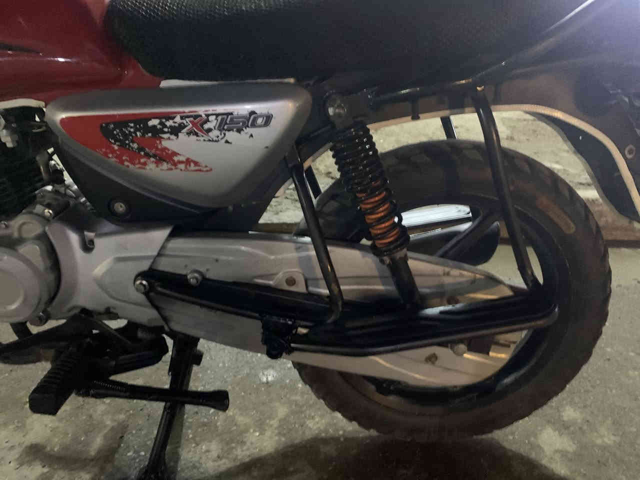 بوكسر جبلي موديل 2022 سنويه ورقم تحويل ثاني يوم دراجه كامله منقصها شي بس كابريتر تعبانه مكاني بغداد الشعب
ستفسار ***********
