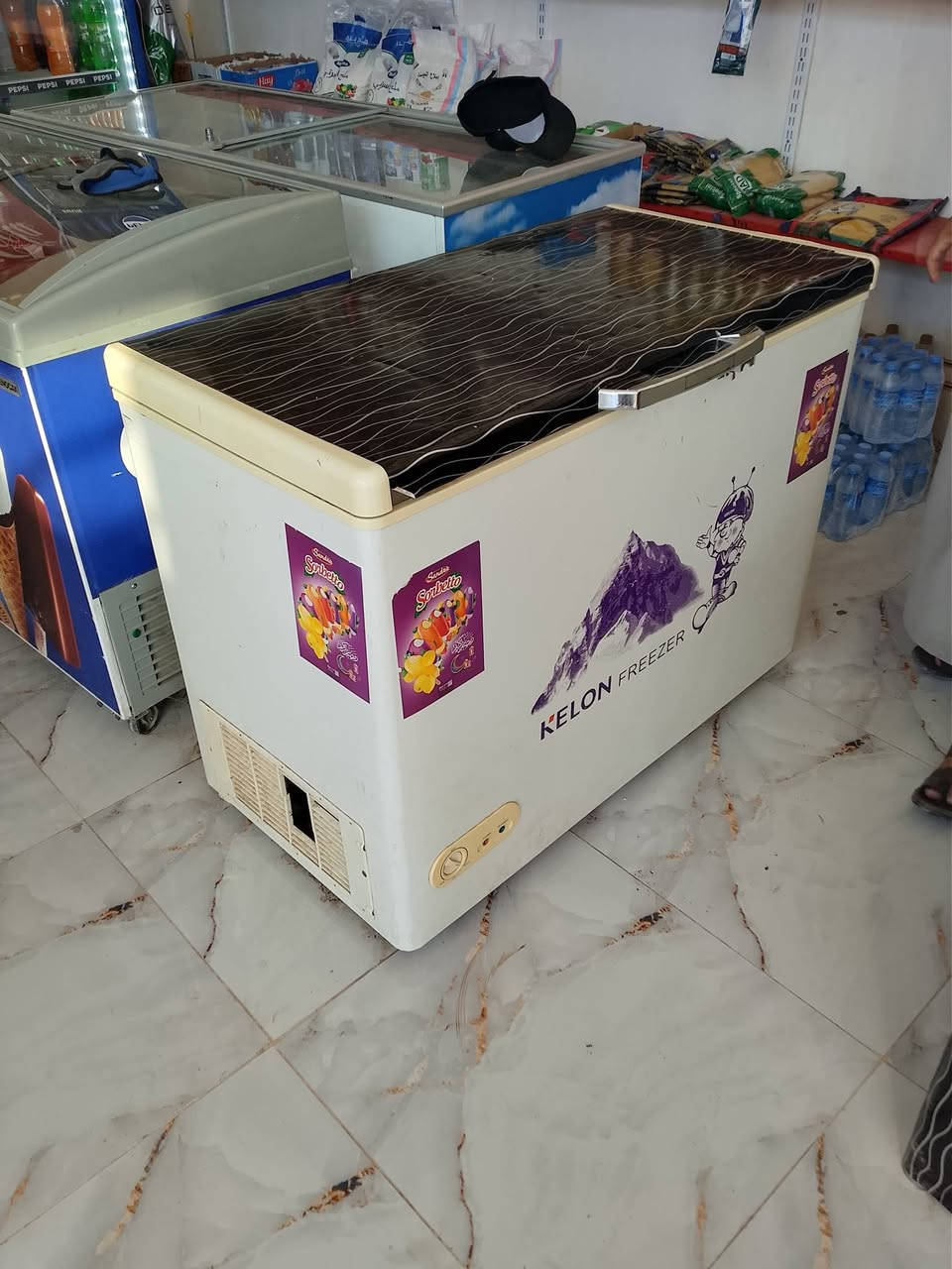 مجمده فول تجميد السعر ١٢٥ وبيه مجال ***********
