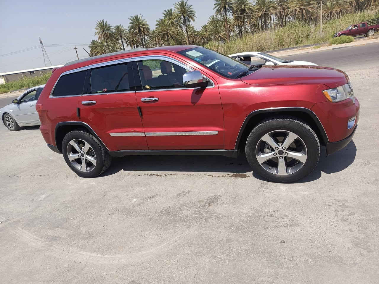جيب 2011امريكي كلين كفاله من الحادث والصبغ كير مكينه تخم تاير صدر امامي خلفي تبريد ثلج حساس خلفي مثبت سرعه كامره دواره تبريد قطعتين كراسي كهرباء بسمي شرط التحويل السعر 148بيها مجال ***********
