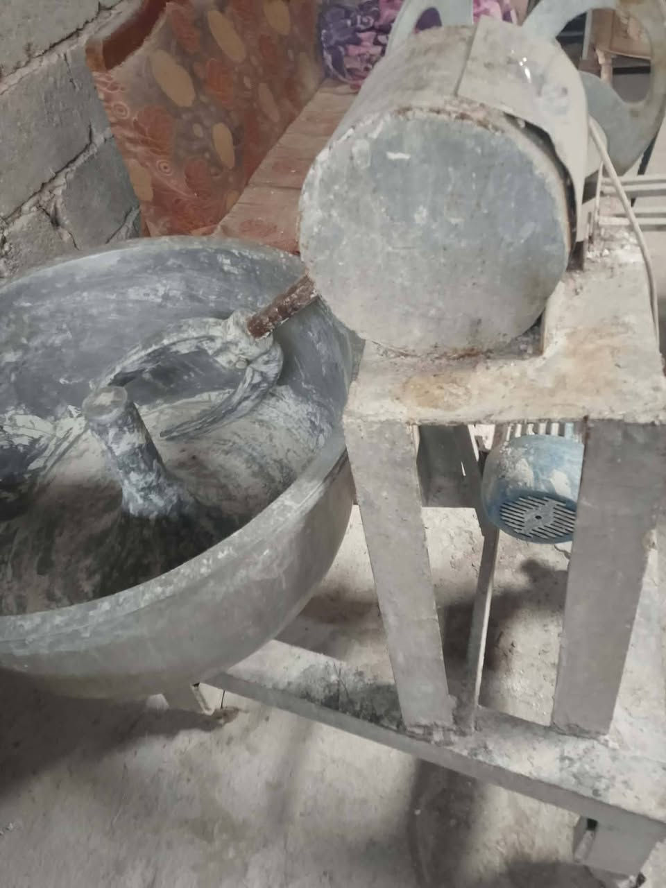 أغراض مخبز للبيع نضافه 90/100.. مكاني بابل حله سده الهنديه للتواصل ***********
