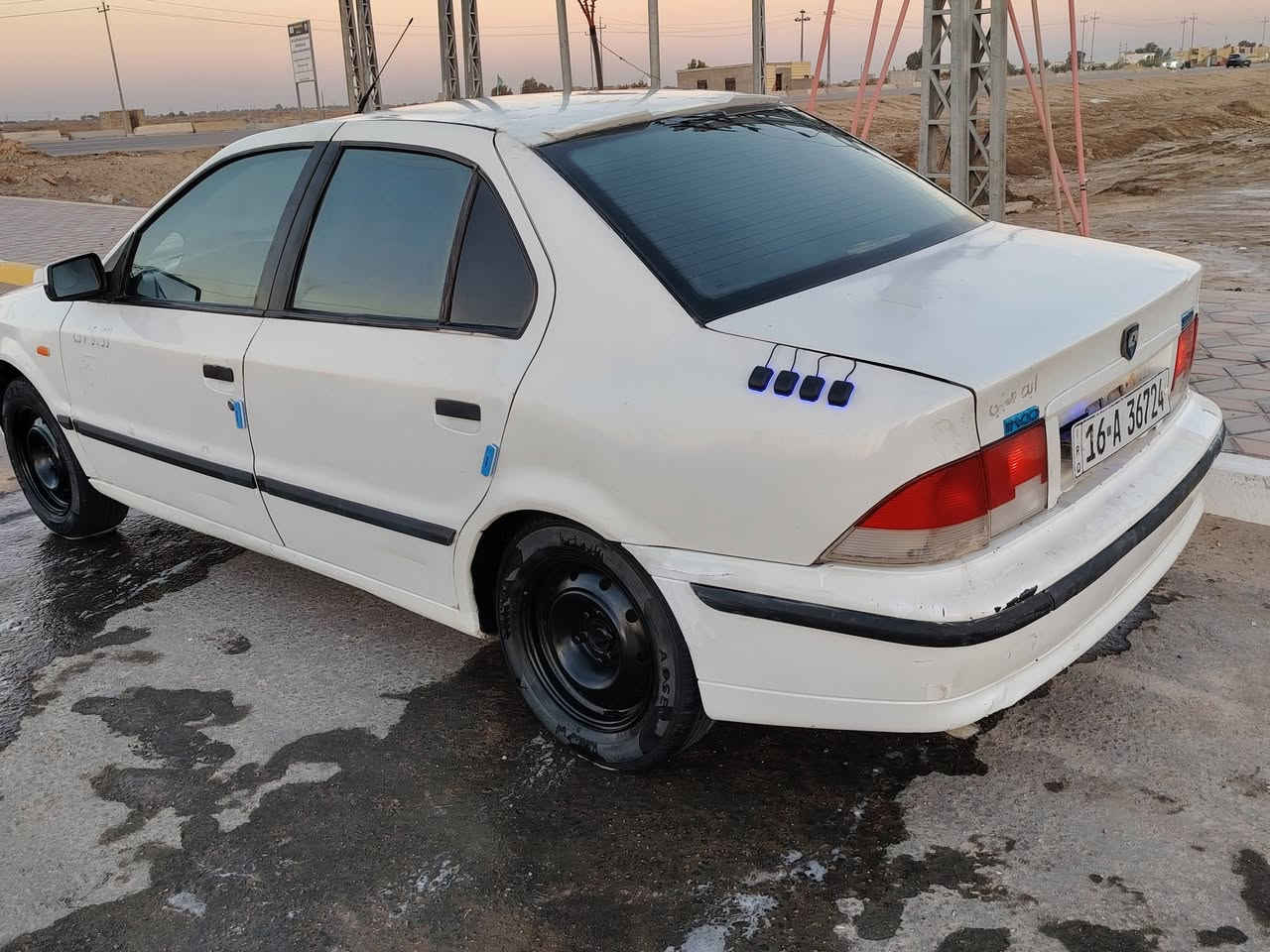 سلام عليكم سياره سمند البيع مديل 10 مكفوله من الضربه وتبديل بيهه رشات صبغ قليله مكينه وكير وحداديه وتخم تاير كهربئيات كله جديد سياره غرفه جديده بطاين وكشنات ستوني شادهن رقم قادسيه نكليزي سنويه جديده الغايه 28 مداور ثاني يوم مشروع وطني سعر32 بيهه مجال قليله مراوس اراوس حسب القناعه رقمي بي واتساب *********** التصال مكان السياره دوانيه قضاء غماس
