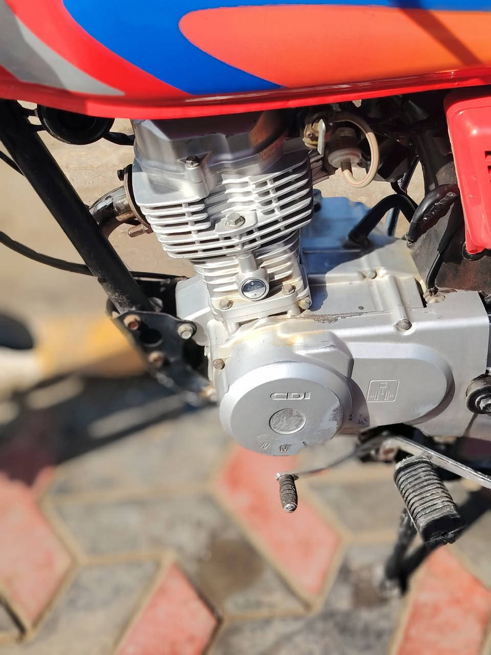 سلام عليكم شباب دراجه للبيع أوراق مديل 2010 العنوان ميسان السعر 850 وبيه مجال قليل


**إذا كنت صاحب هذا الإعلان وتريد حذفه لأي سبب، رجاءا أرسل رسالة إلى الدعم الفني**