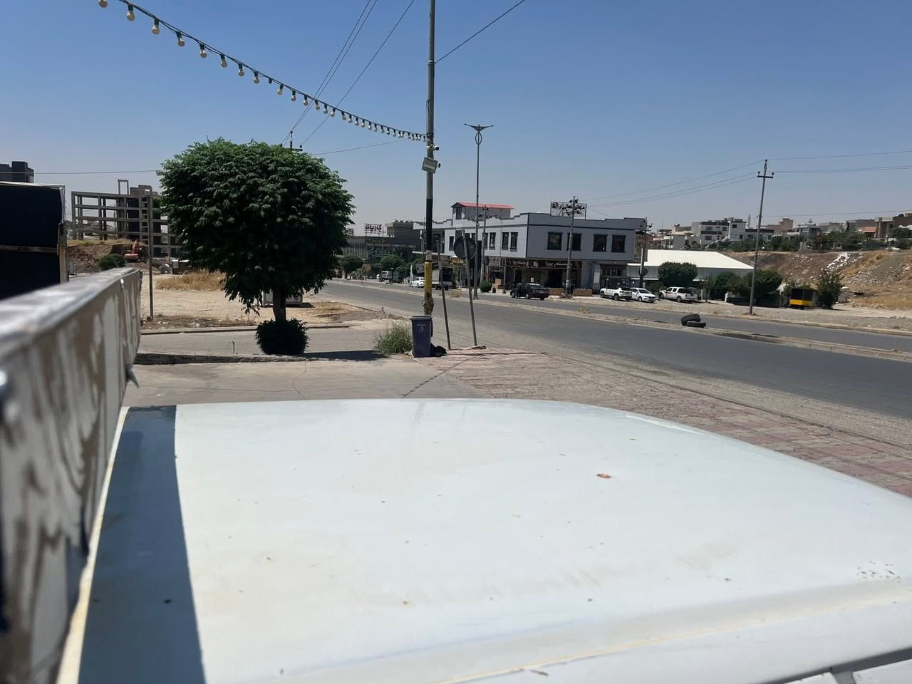 تۆیتا فاوو
دەبل ٤درگا
مۆدیل 2000
ئارمی بلاستیکی سلیمانی
بی مەسرەف
گیرو مەکینەو ئەکسل بەشەرت
20گەلا
شوین سلیمانی
***********
