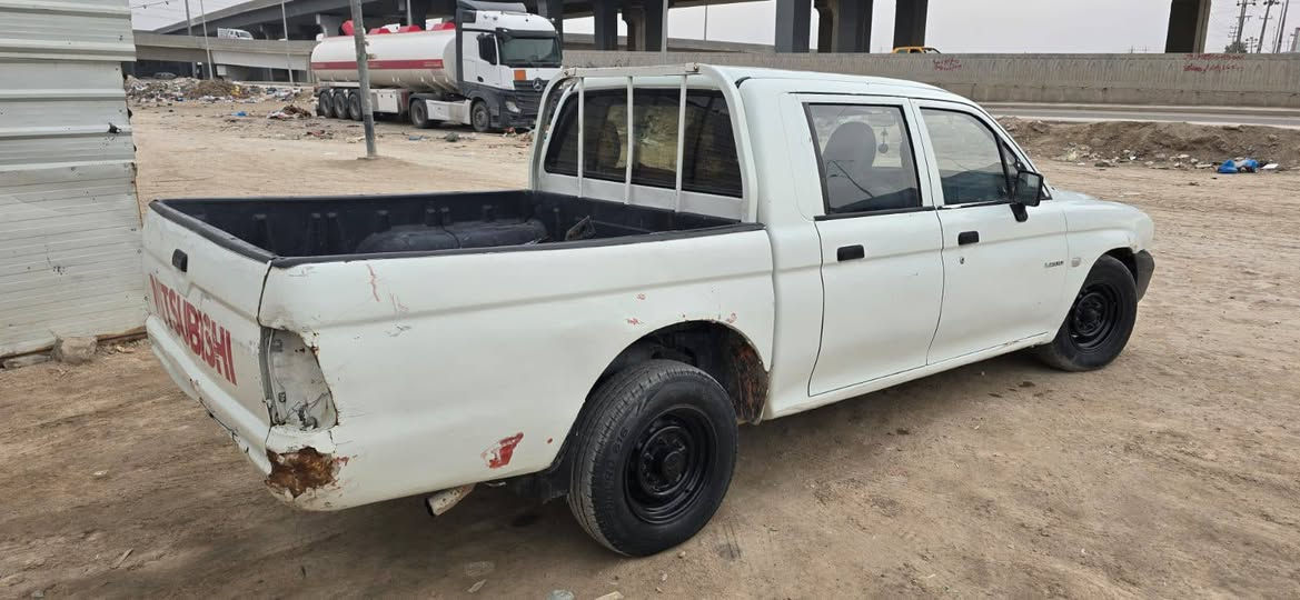 سلام عليكم شباب بيكم موديل ٢٠١٠ وادت أدوات أدوات متومه ارقام وسنويه أربيل نكليزي سياره جديده وجازها من كلشي السعر 23العلوان ناصريه
***********
