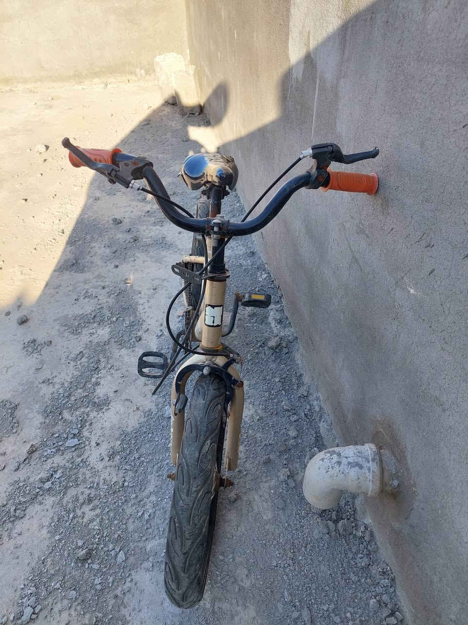 بايسكل بوفروتنى سعر ٢٥ هزارا تلفون ***********
