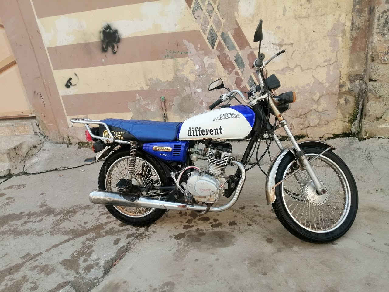 سلام وعليكم ماطور تايكر لبيع موديل 2020 محرك مامفتوح لا يت يشاير كجاترعالي ناصي كلو شغال توصل عل رقم وخاص ***********
