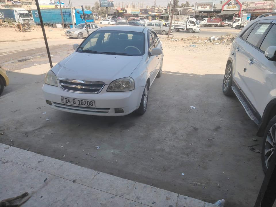 للبيع موديل 2011 بدون صبغ السعر95 وبيها مجال مكان الموصل ***********
