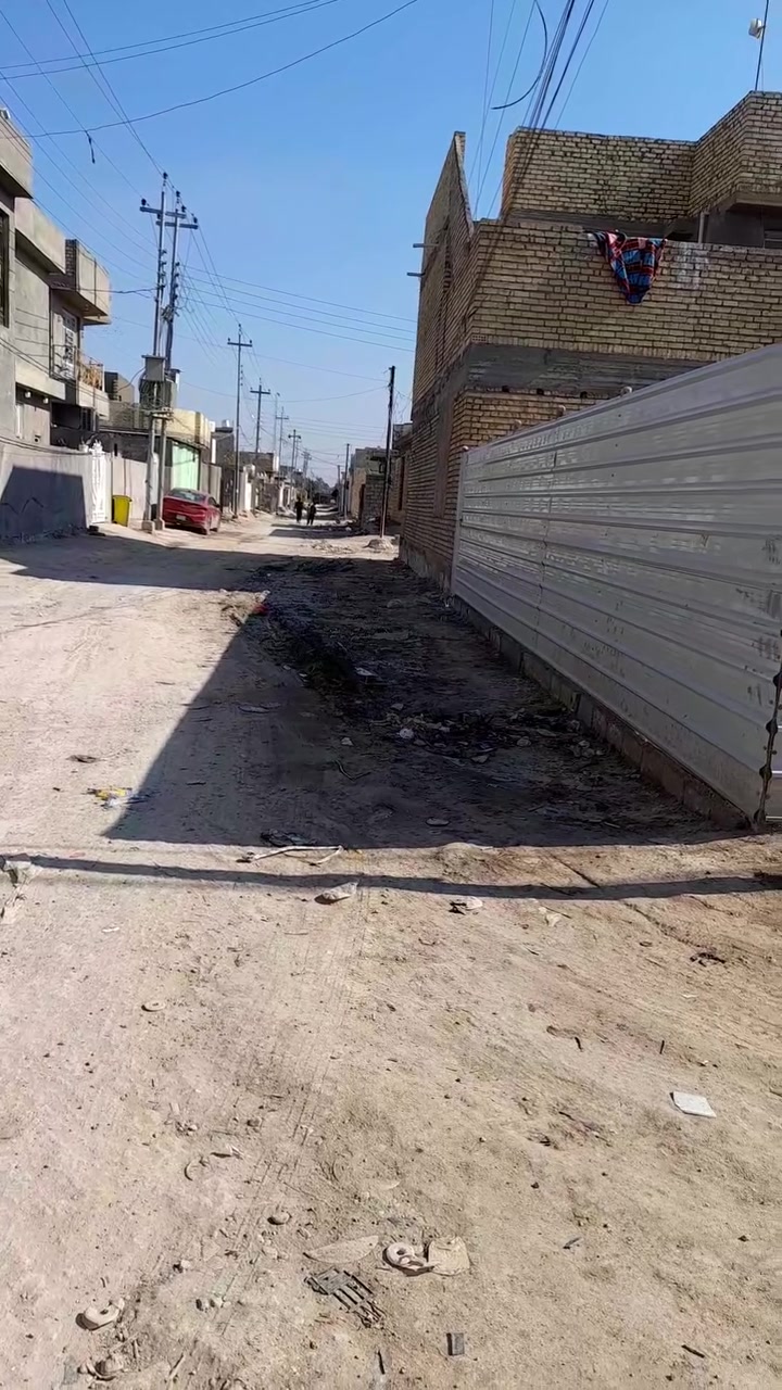 بيت للبيع حي ام البنين البنين زراعي البناء بلوك مسلح السعر٤٧بي مجال للتصال خاص او رقم *********** يتكون من غرفتين استقبال صاله مطبخ وصحيات
