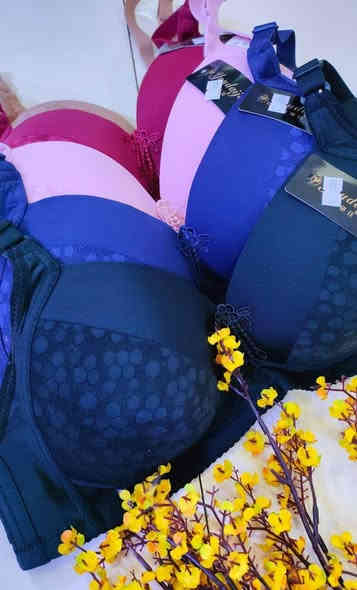 #حطمنا_الأسعار_علمودكم 💞 #والغالي_رخصنا_ألكم
 بلشت موديلات الموسم 💋🎶🌿 😘.🌜🌜 #تشكيله_الموسم_جديد ملابس داخليه اطفال ونسائي. كل القياسات 
موديلات  اتجنن وصلت..والعروض بدأت..     (خامه درجه اولى
بسعر التكلفة من المصنع للزبون...🤘👋
واذا مو خامه درجه اولى مرجوع
                             نفس ما عودناكم بأسعارنا المغريه 

 مجمع ود $ احمد غالب ***********
أختيارك الأفضل 🌷🌷
                                 📧الاسم الاول في عالم الاناقه❤️

📌 العنوان
حله نادر الثانيه 💫 الشارع العريض مدرسة وائلي 💥
